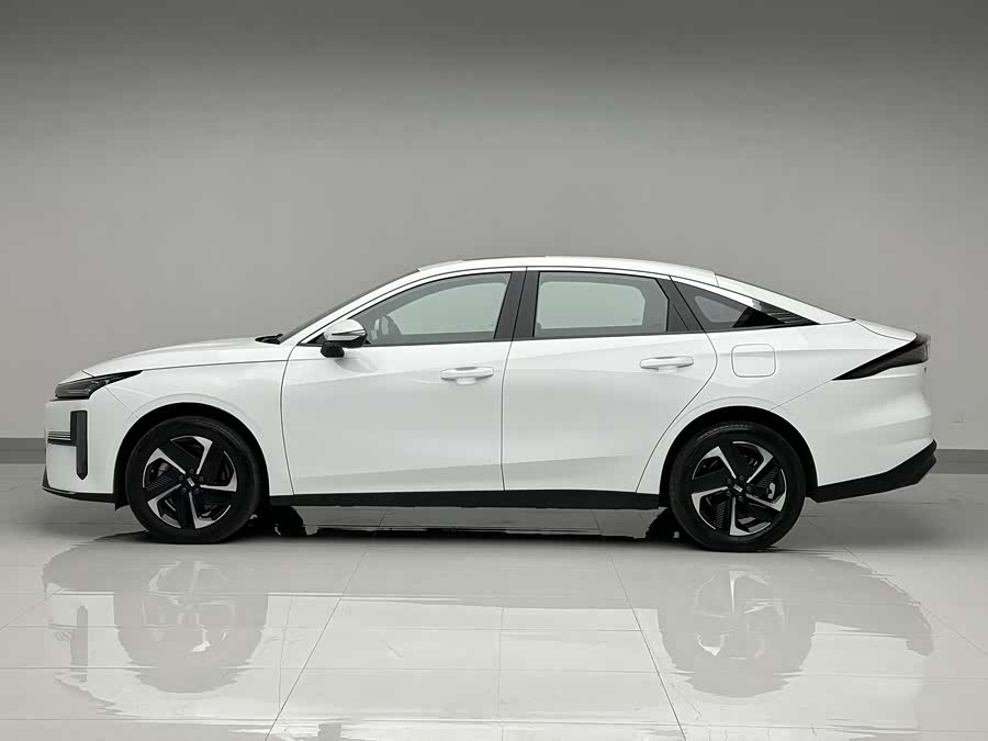 吉利汽车 银河L6 2025 汽车图片 #9