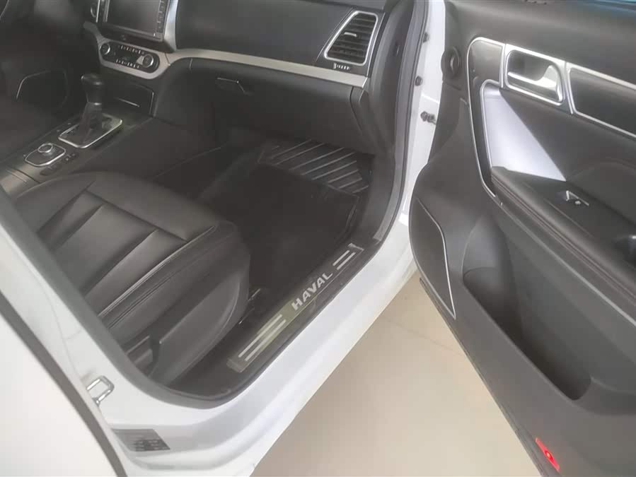 Haval H6 Coupe 2017 imagem de carro #9