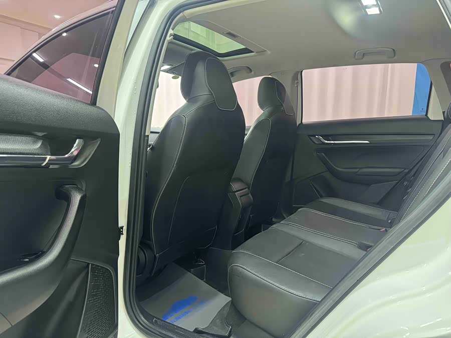 Skoda Kamiq 2021 imagem de carro #9