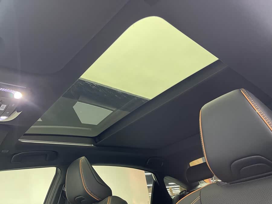 Toyota Avalon 2025 car image #9