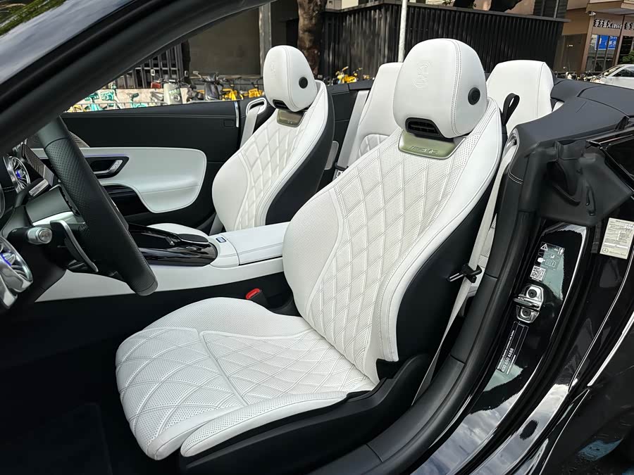 Mercedes-Benz SL AMG 2024 immagine di auto #9