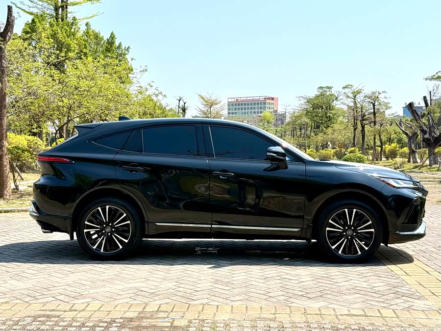 Toyota Venza 2023 car image #9