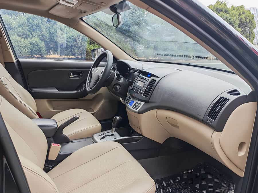 Hyundai Elantra HD 2013 car image #9