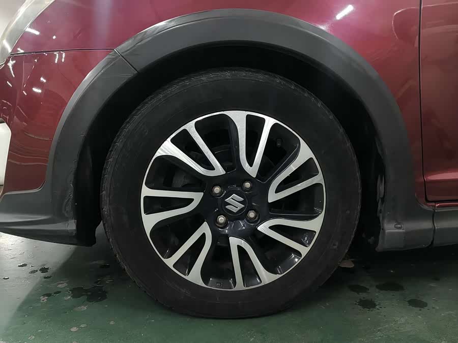 铃木 雨燕 2014 汽车图片 #9