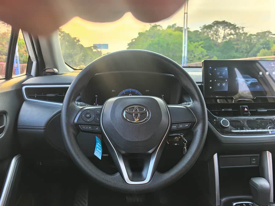 Toyota Frontlander 2024 car image #9