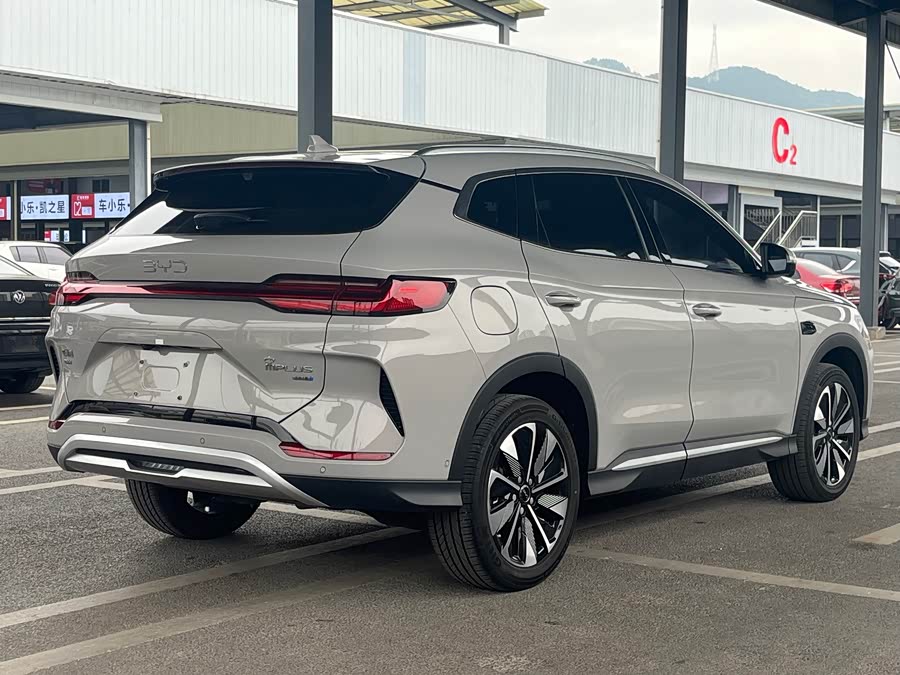 BYD Song Plus New Energy 2025 car image #9