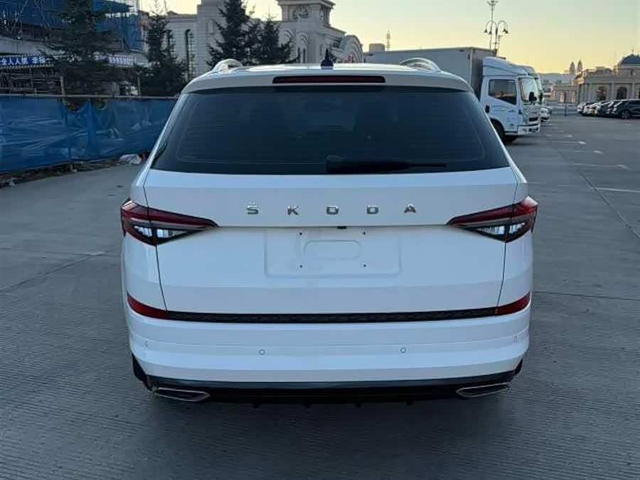 Skoda Kodiaq 2022 #9 Skoda Kodiaq 2022 صورة سيارة #9