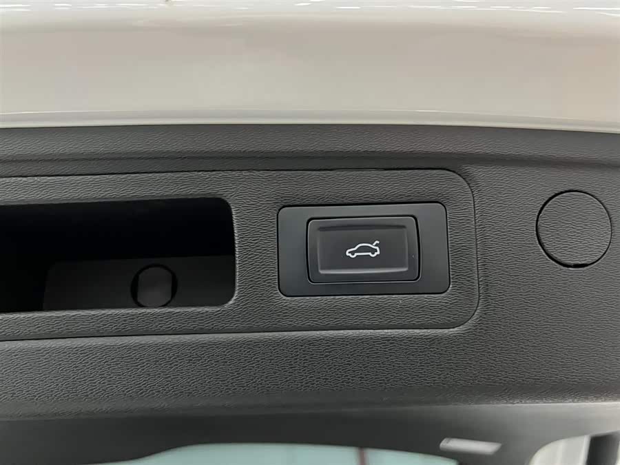 Jetour X70 PLUS 2025 #9 Jetour X70 PLUS 2025 car image #9