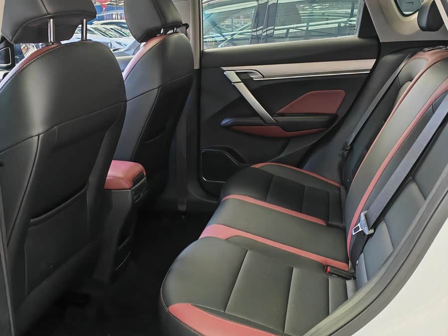 GEELY Coolray 2022 car image #9