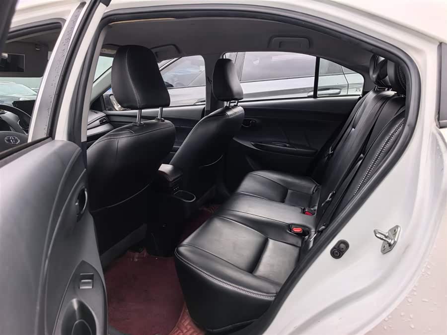 Toyota Yaris L Zhixiang 2021 immagine di auto #9