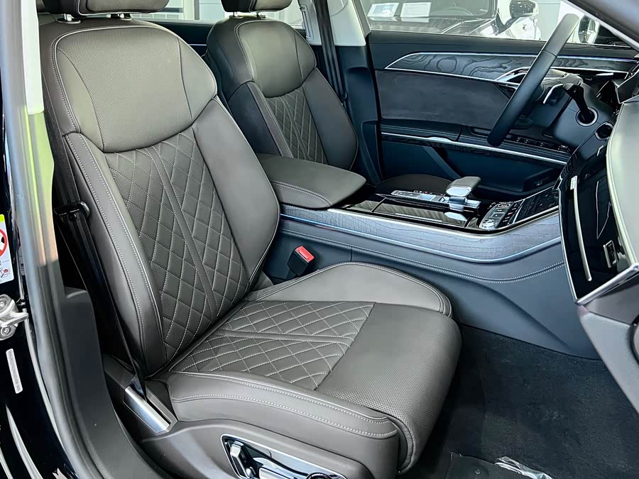 奥迪 奥迪A8 2025 汽车图片 #9