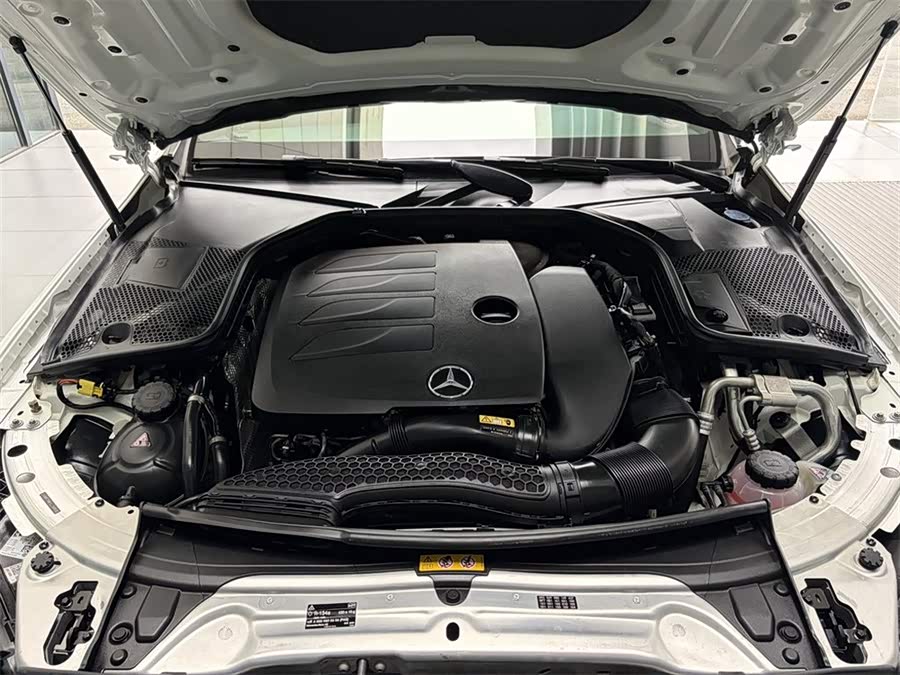 Mercedes-Benz C Class 2020 car image #9