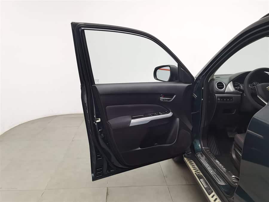 铃木 维特拉 2016 汽车图片 #9