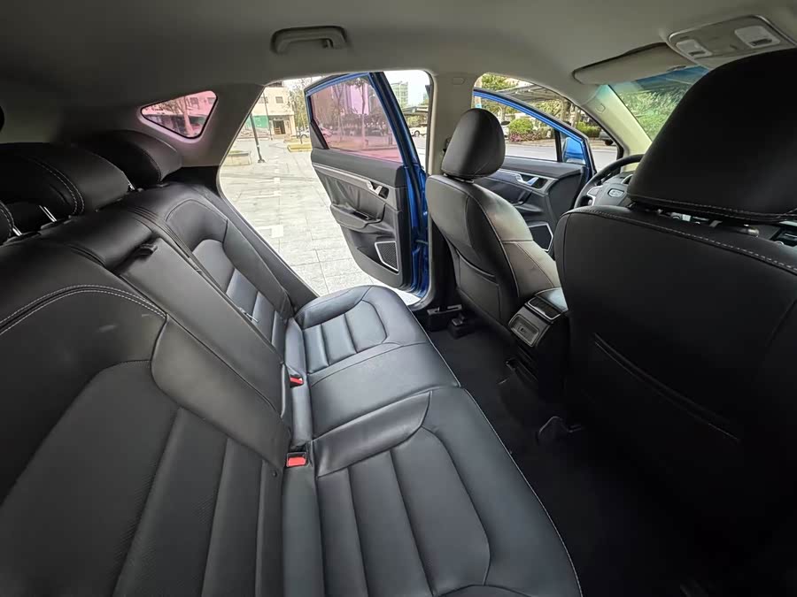 GEELY Emgrand GS 2016 #9 GEELY Emgrand GS 2016 car image #9
