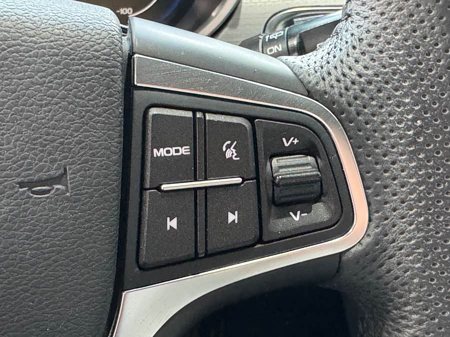 GEELY Emgrand GSe 2018 immagine di auto #9