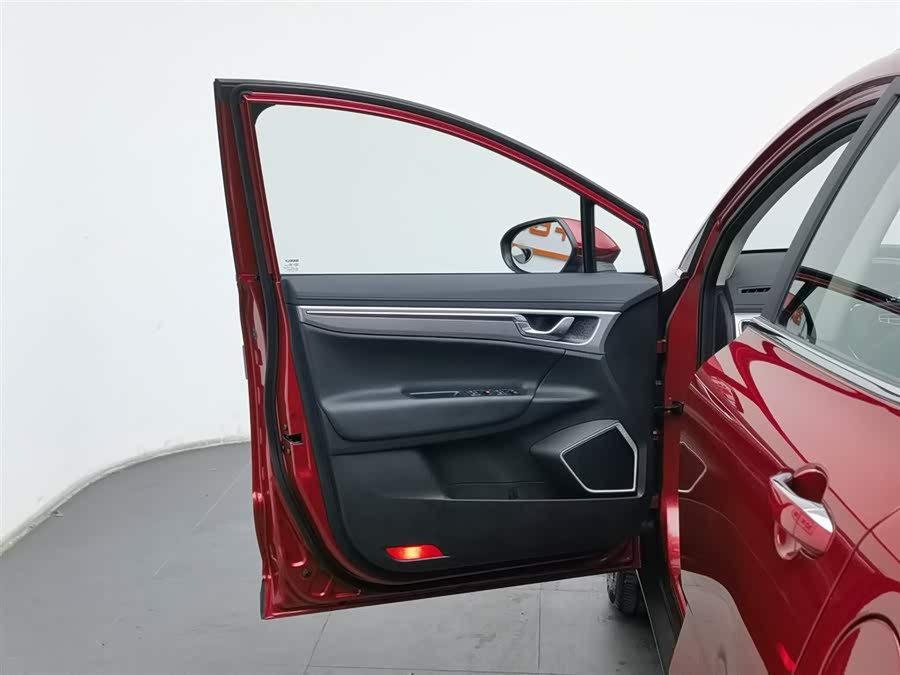 GEELY Emgrand GS 2019 car image #9