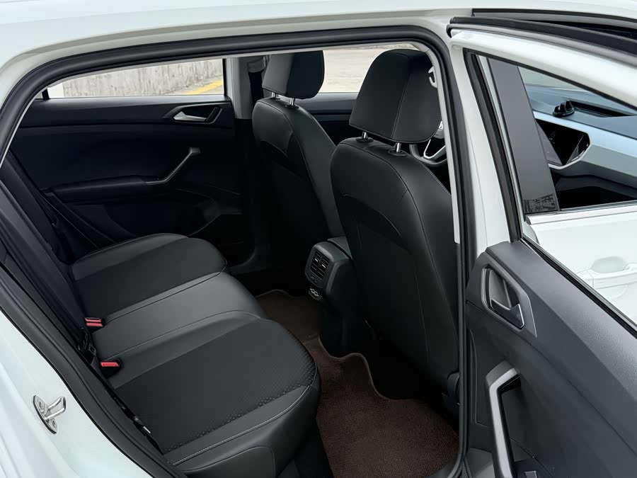 Volkswagen Tacqua 2023 car image #9