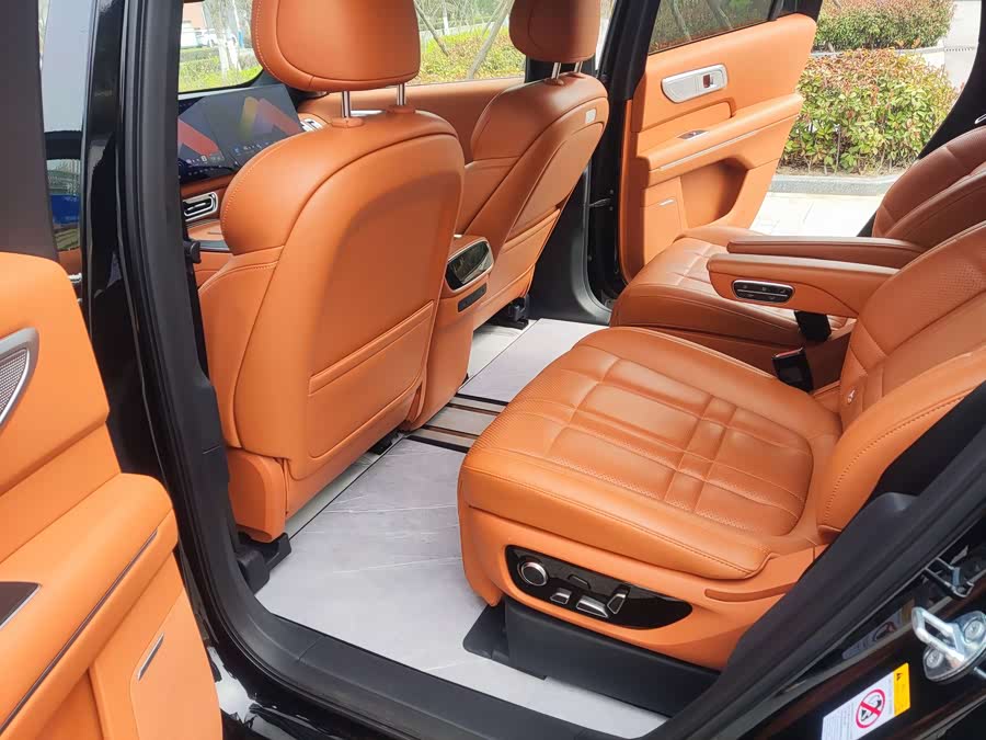 Deepal S09 2025 imagen de coche #9