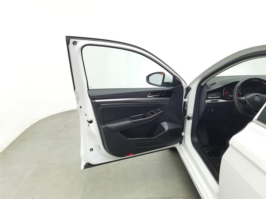 Volkswagen Bora 2020 car image #9