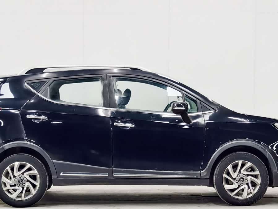 JAC 2015 imagem de carro #9