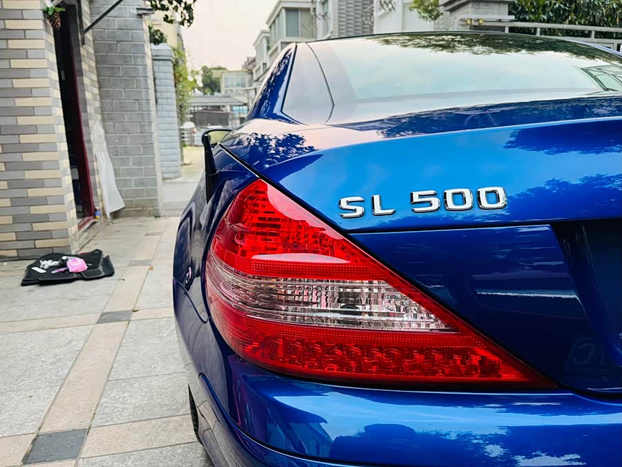 Mercedes-Benz SL Class 2007 car image #9