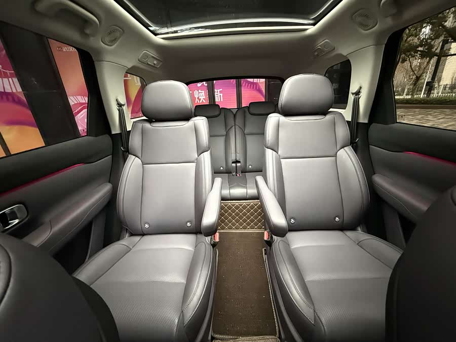 零跑汽车 零跑C16 2025 汽车图片 #9