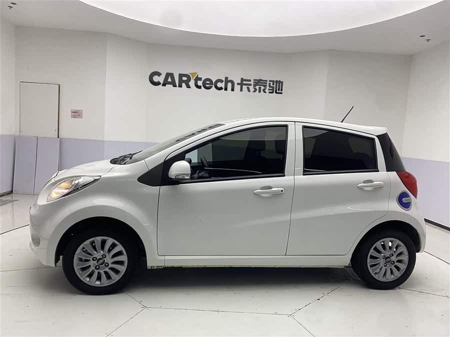 JAC 2019 car image #9