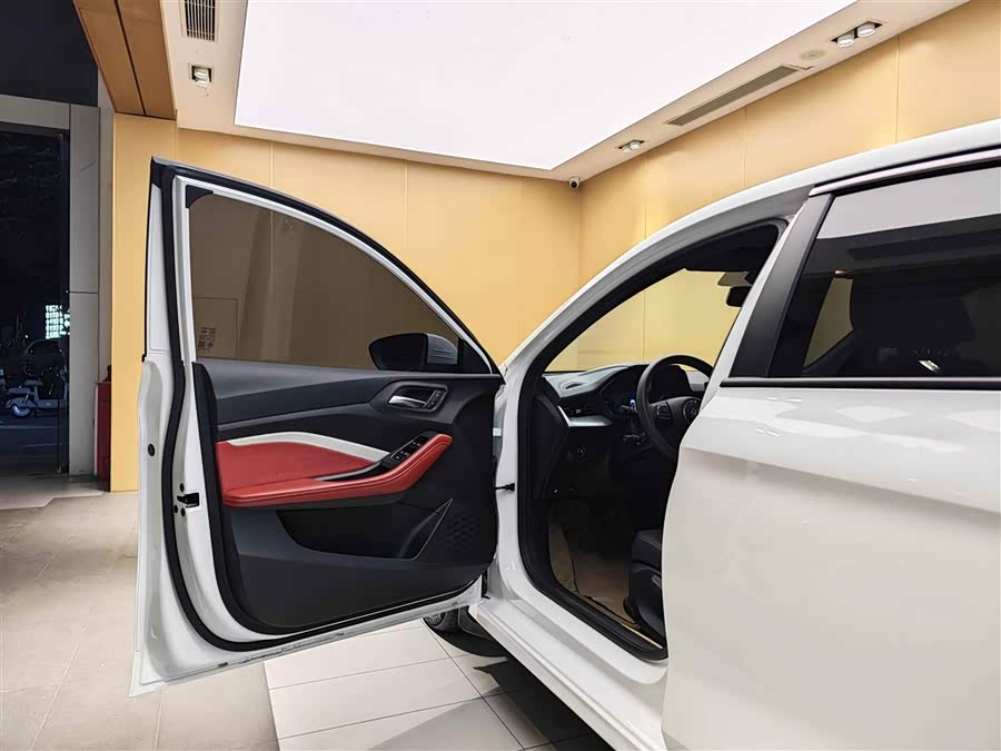 MG 5 2023 immagine di auto #9