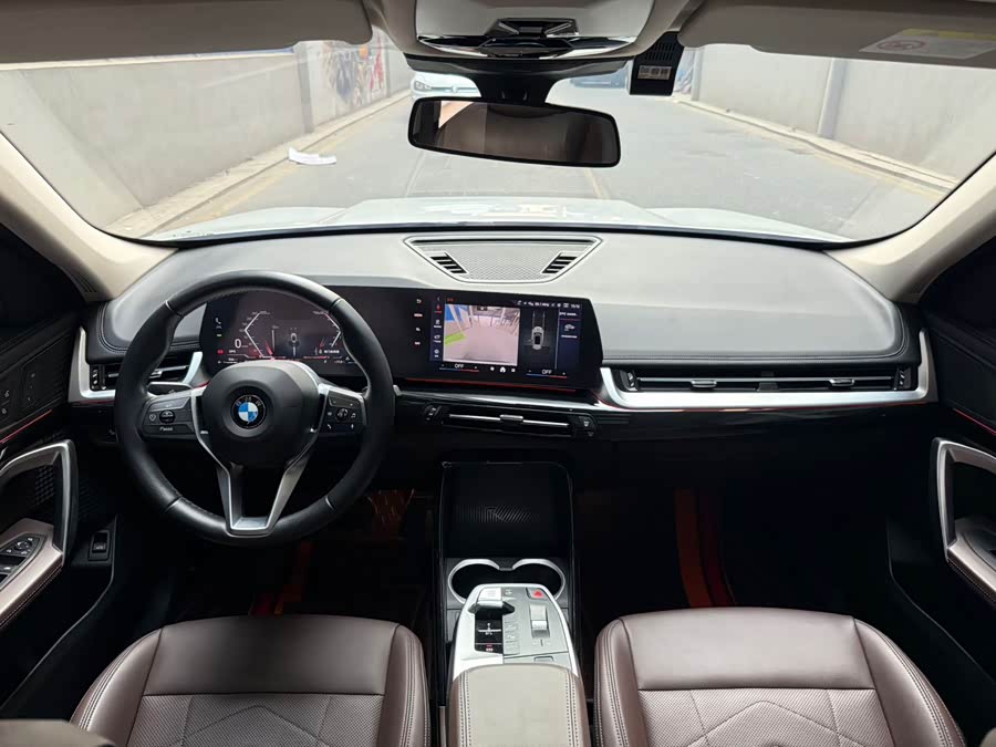 BMW X1 2023 car image #9