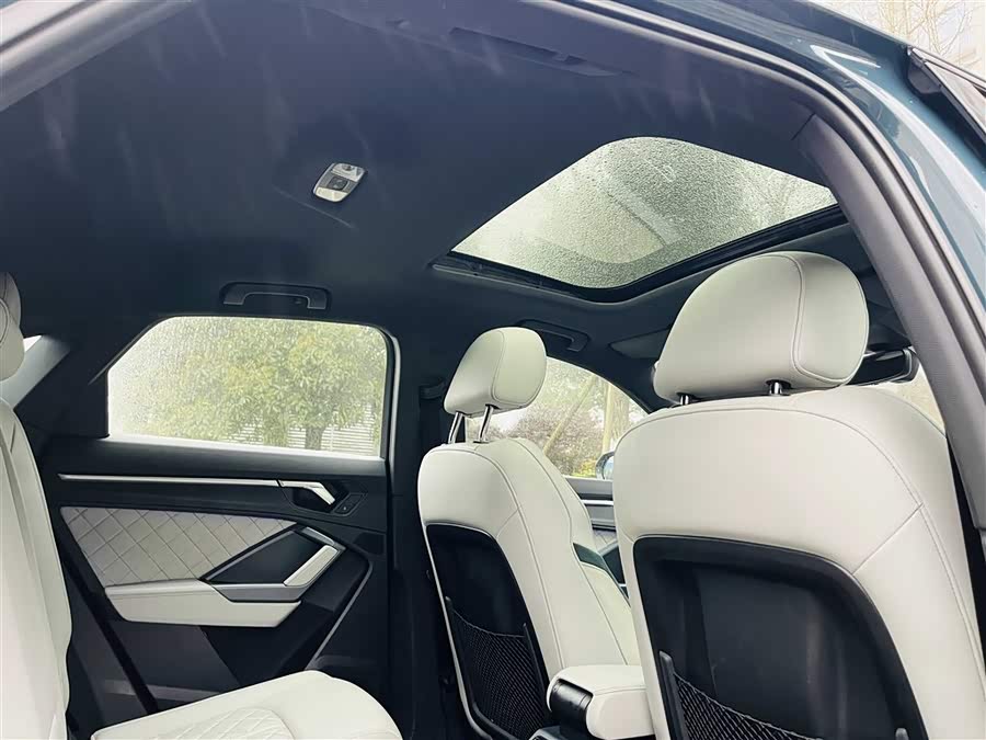 Audi Q3 Sportback 2023 изображение автомобиля #9