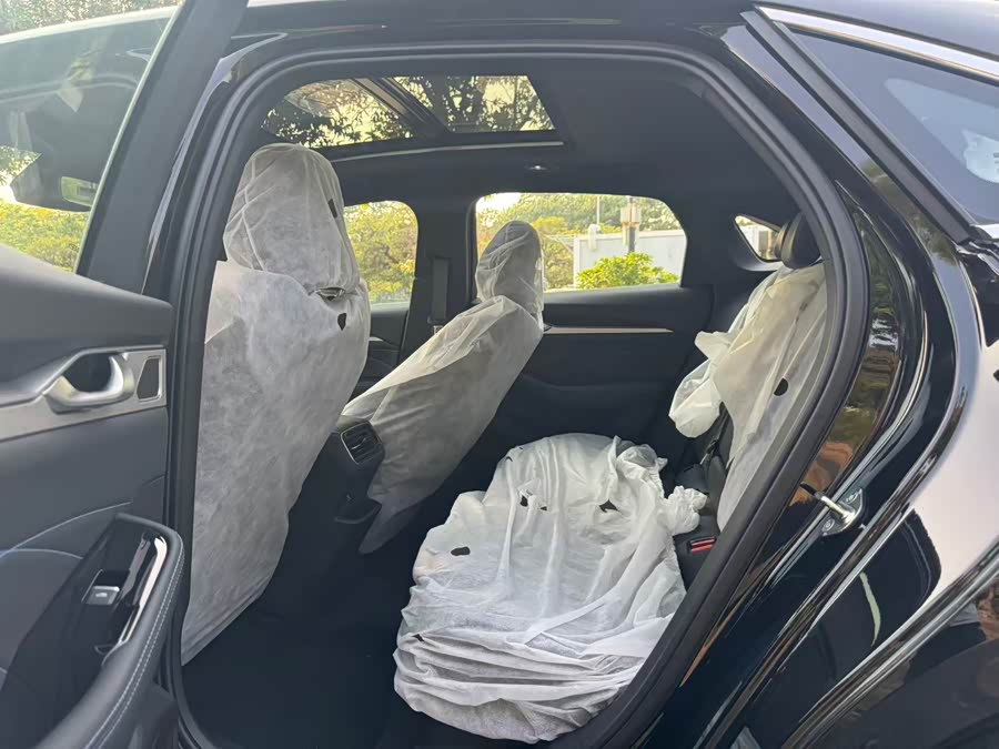 GEELY Preface 2025 изображение автомобиля #9