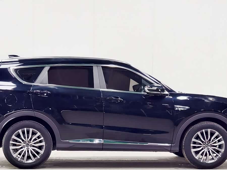 Jetour X70 PLUS 2023 car image #9