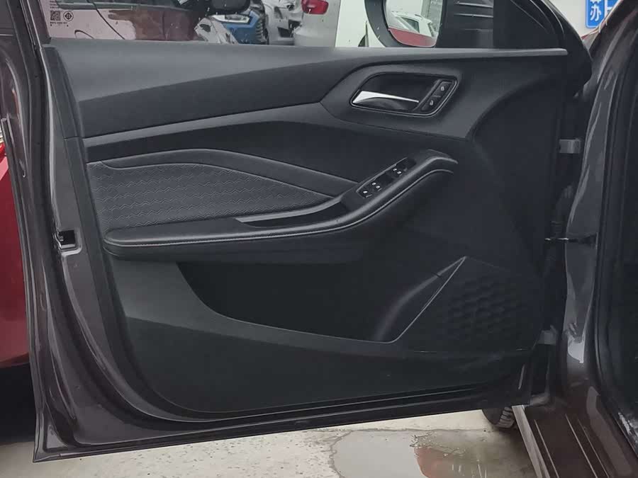 MG 5 2021 car image #9
