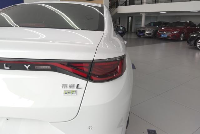 GEELY Emgrand L HiP 2023 car image #9