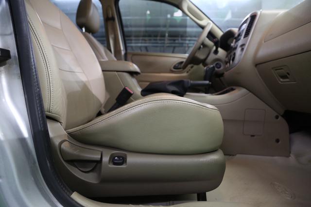 Ford Escape (Imported) 2006 car image #9