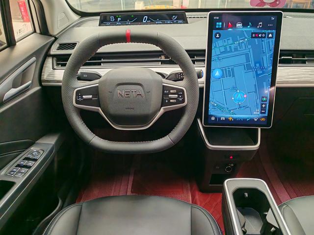 哪吒汽车 哪吒AYA 2024 汽车图片 #9