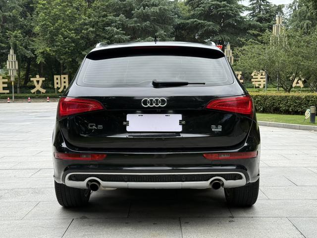 Audi Q5 (Imported) 2012 car image #9