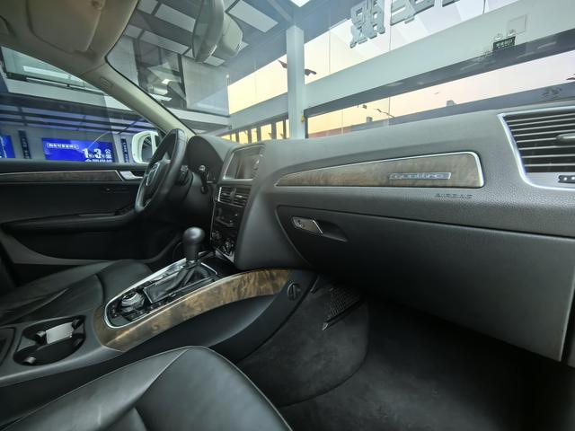 Audi Q5 (Imported) 2011 #9 Audi Q5 (Imported) 2011 car image #9