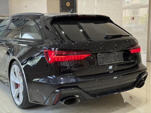 Audi RS 6 2021 car image #9