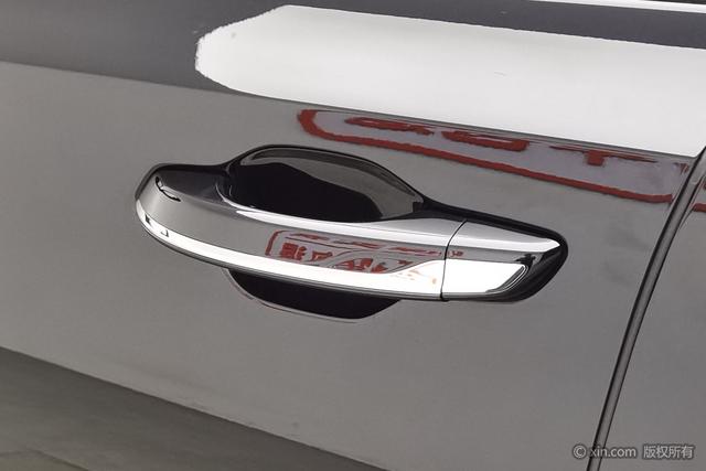 HongQi H5 PHEV 2025 #9 HongQi H5 PHEV 2025 car image #9