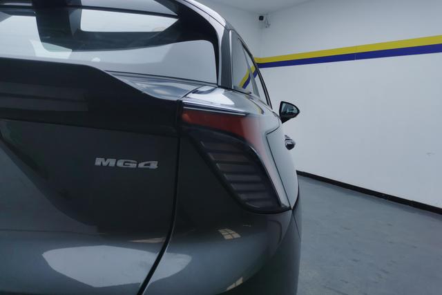 MG 4 EV 2024 #9 MG 4 EV 2024 car image #9