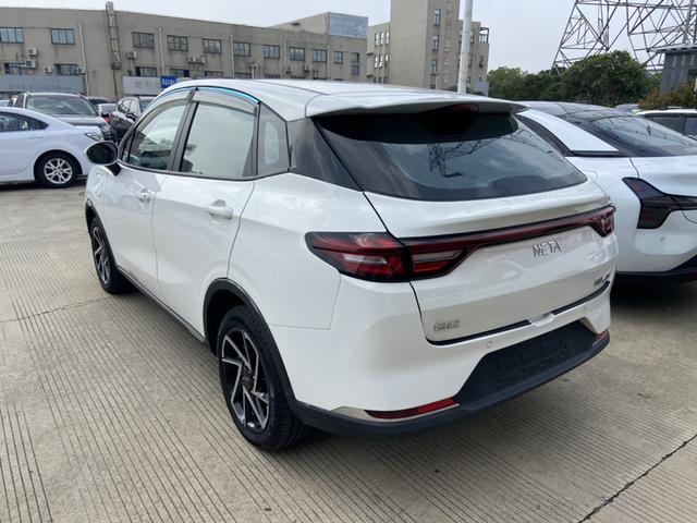 哪吒汽车 哪吒AYA 2024 汽车图片 #9