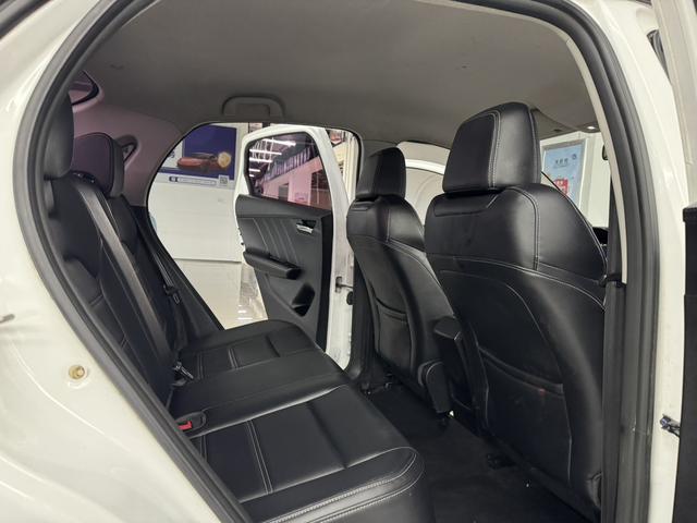 BYD e3 2020 car image #9