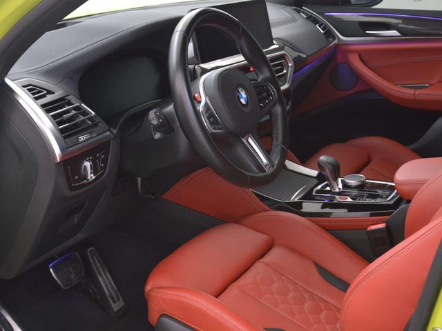 BMW X4 M 2024 car image #9