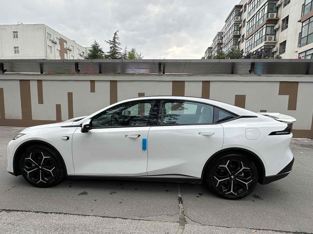 Deepal L07 car image #9