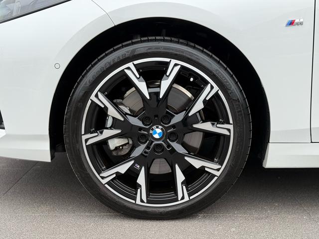 BMW 2 Series 2025 #9 BMW 2 Series 2025 car image #9