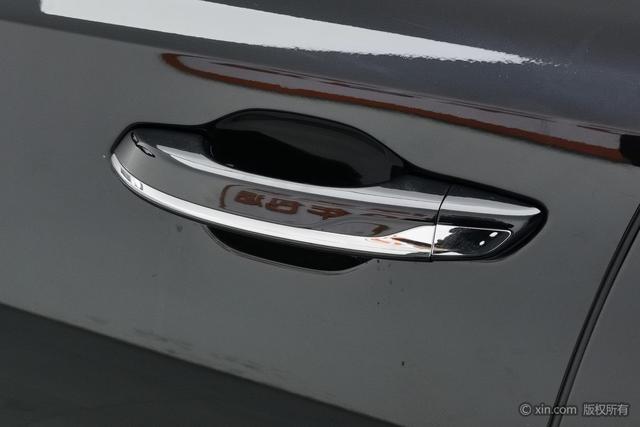 HongQi H5 PHEV 2025 #9 HongQi H5 PHEV 2025 car image #9