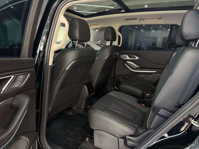 HongQi HS7 PHEV 2024 #9 HongQi HS7 PHEV 2024 car image #9