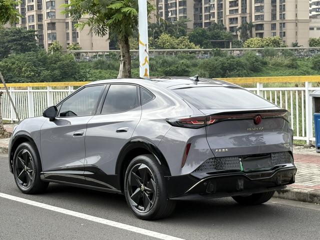 Volkswagen ID.UNYX 06 2025 car image #9