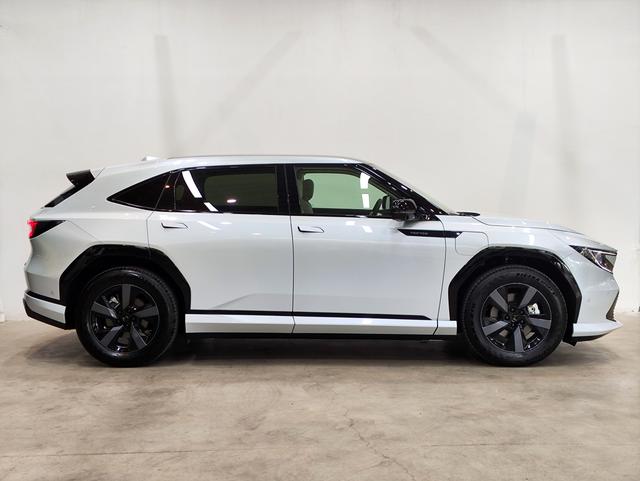 Honda P7 2025 car image #9